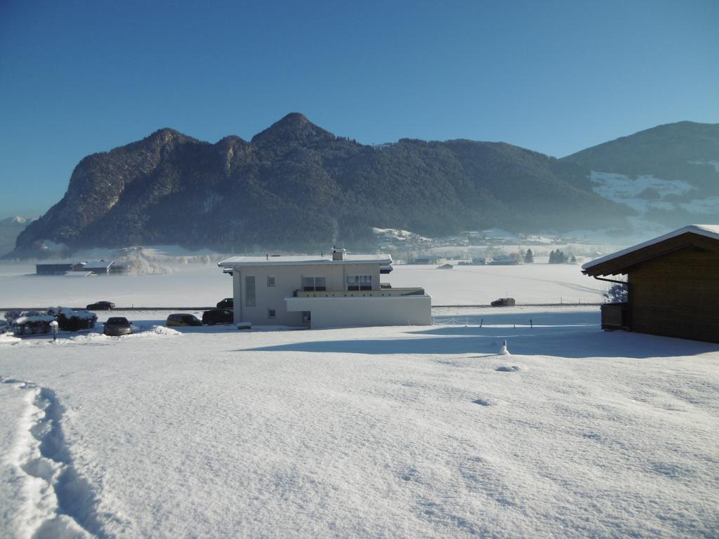 Ferienwohnung Zillertal Bacher 쉴리테르스 외부 사진